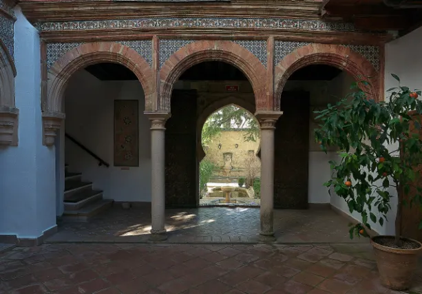 Palacio de Mondragón