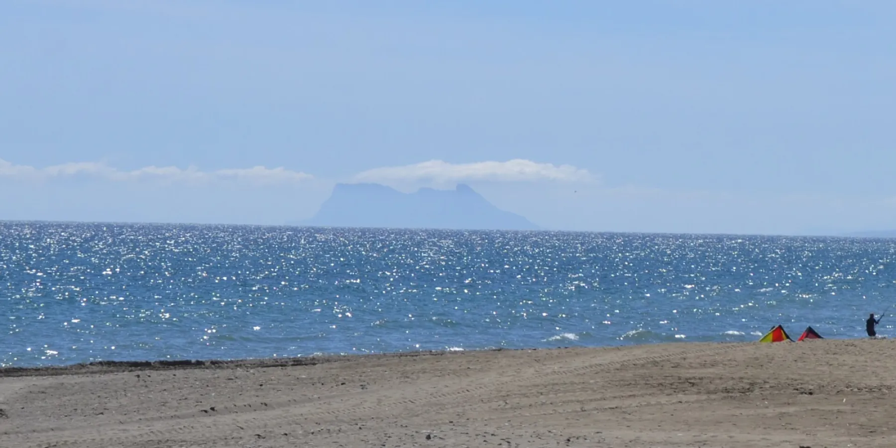 Gibraltar - Paseo marítimo de Estepona (33752212315) (cropped)